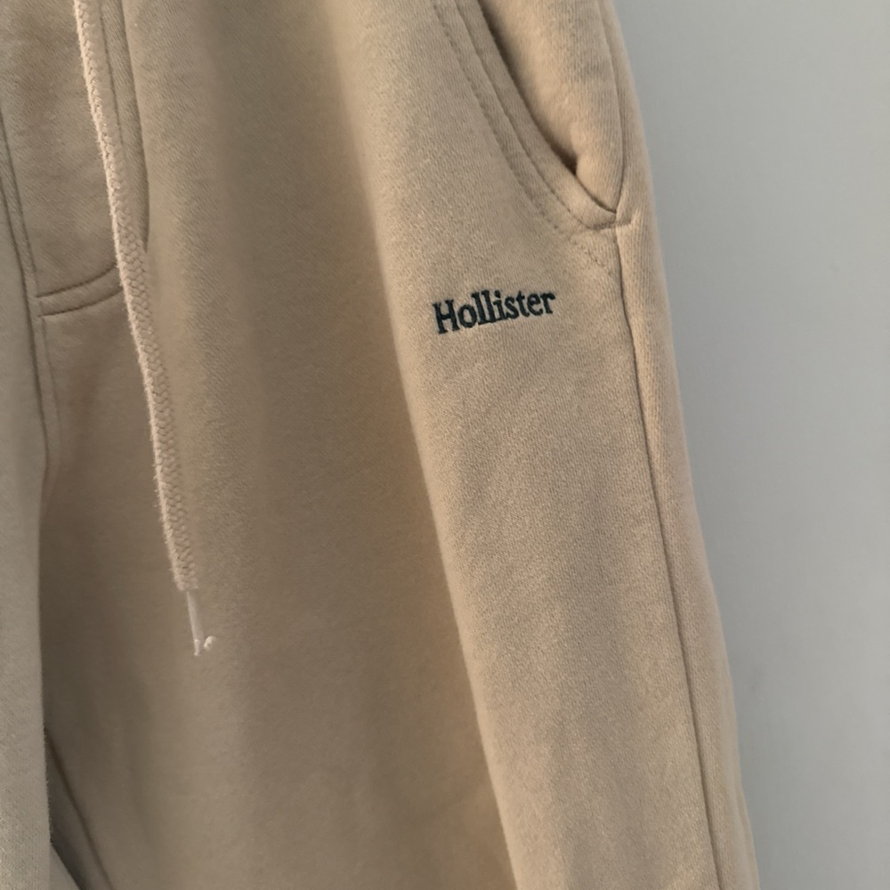 Hollister Tan Sweatpants Soft Cotton Blend